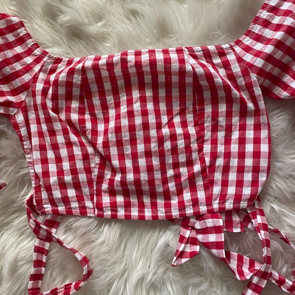 LF Backless Gingham Crop w Bell Sleeves & Ties - Picture 4 of 6